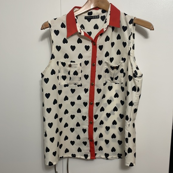 Top - Picture 2 of 4